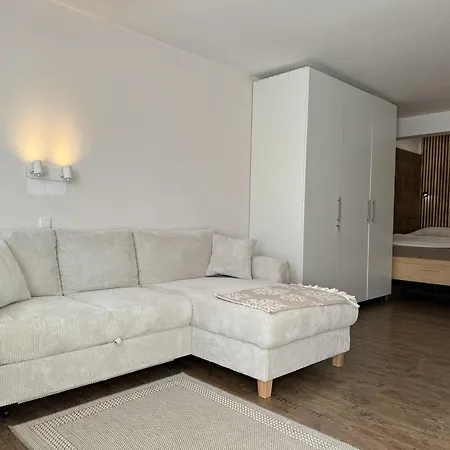Kapitel Am Apartamento *